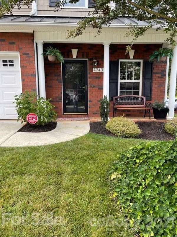 Property image 2 at 4743 Braxton Gate Lane, Hickory, NC 28602
