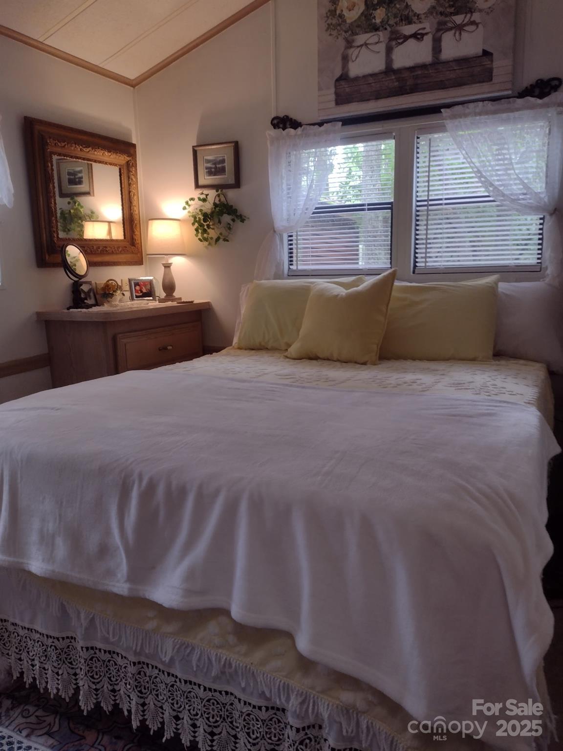 Property image 5 of 128 Overlook Drive in Bear Den Acres, Spruce Pine, NC 28777