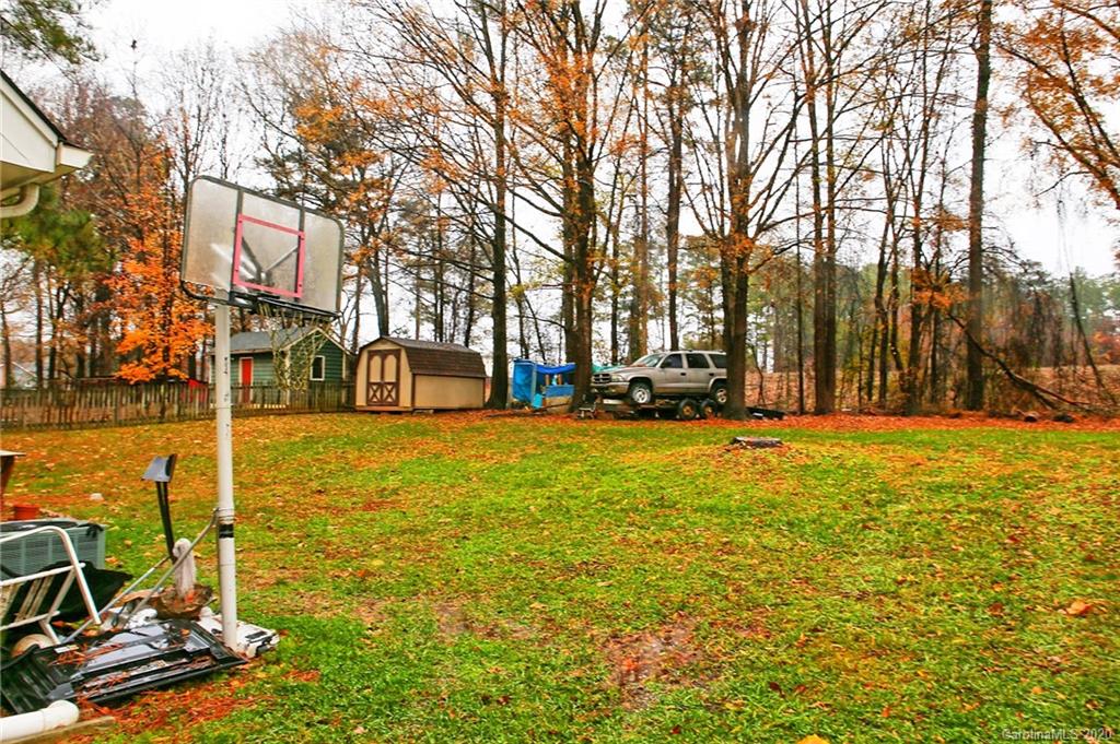 Property image 4 of 618 Tryon Place in Governors Square, Gastonia, NC 28054