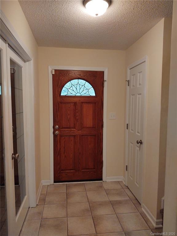Property image 4 of 423 Willow Road in Rolling Hills, Salisbury, NC 28147