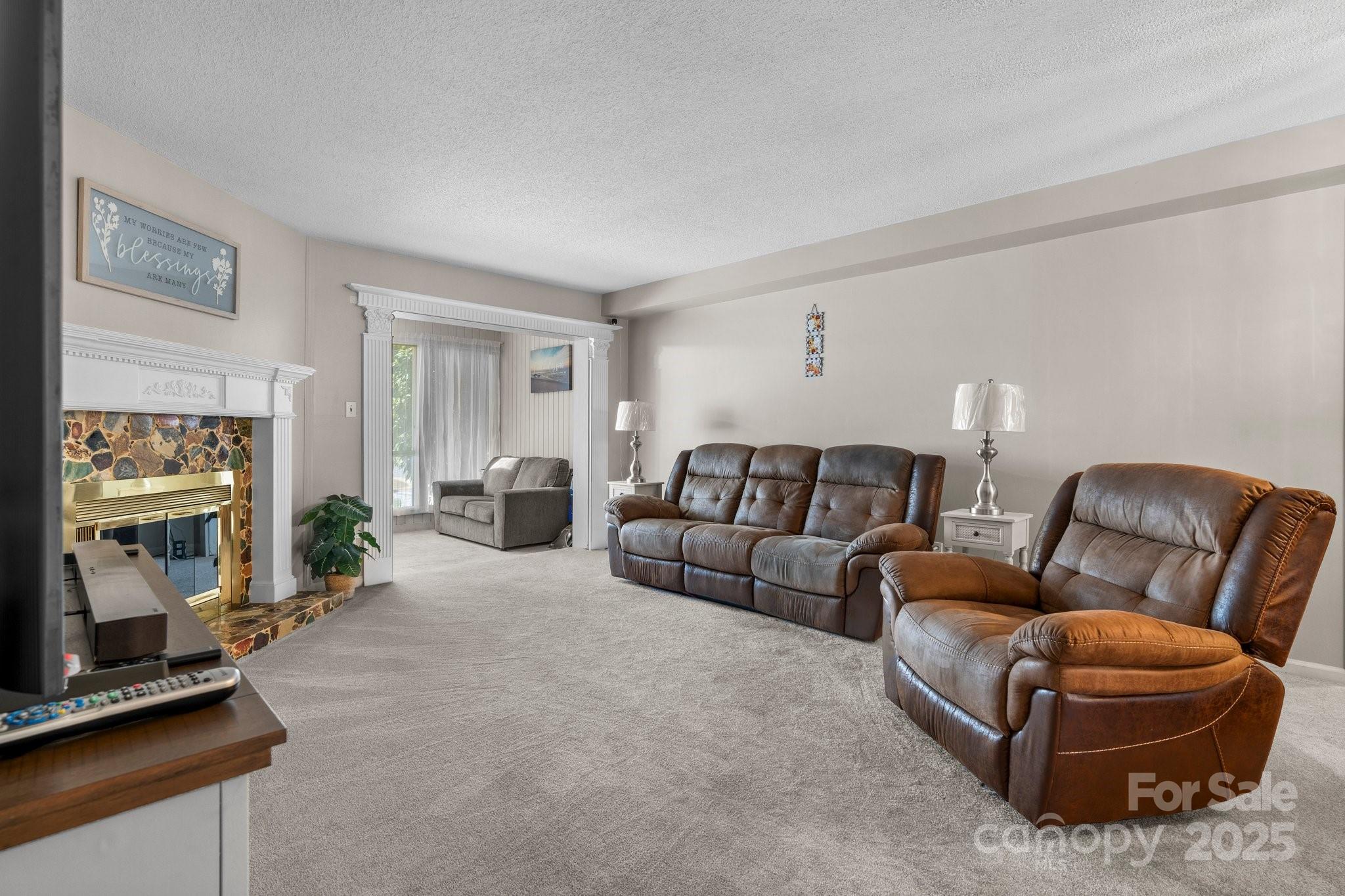 Property image 3 of 1330 5th Street in TARA WOODS, Hickory, NC 28601