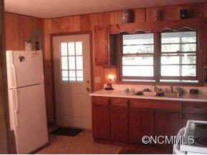 Property image 5 of 191 Blackberry Lane in Cattail Farms, Burnsville, NC 28714