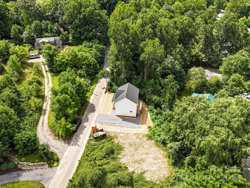 Property image 3 at 131 Park Ridge Avenue, Swannanoa, NC 28778