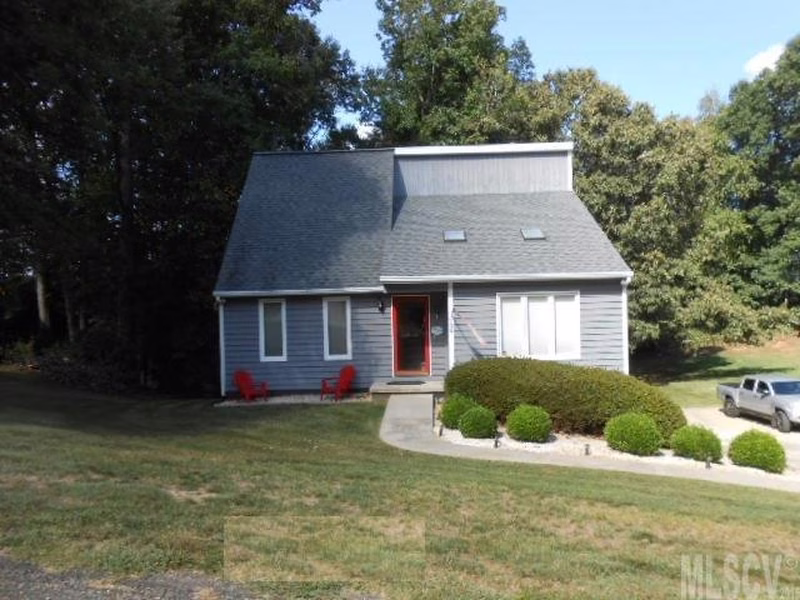 Property image 2 at 108 Royal Oak Court, Lenoir, NC 28645