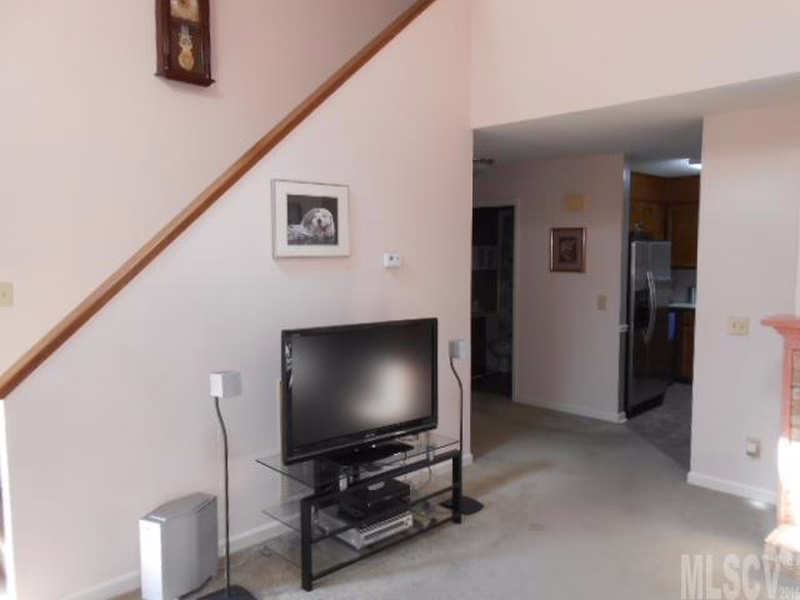 Property image 5 at 108 Royal Oak Court, Lenoir, NC 28645
