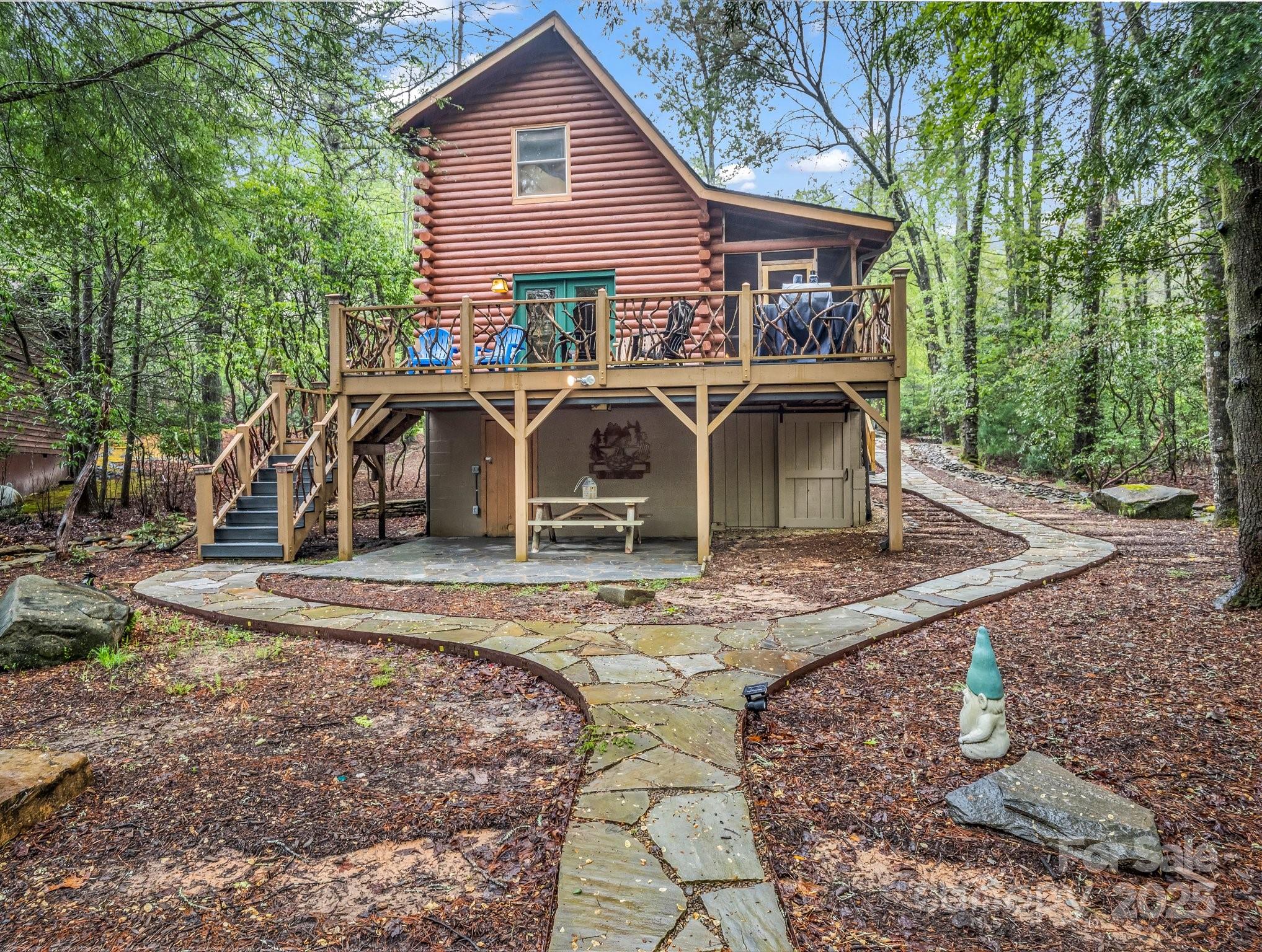 Property image 4 of 1040 Soquili Drive in Connestee Falls, Brevard, NC 28712