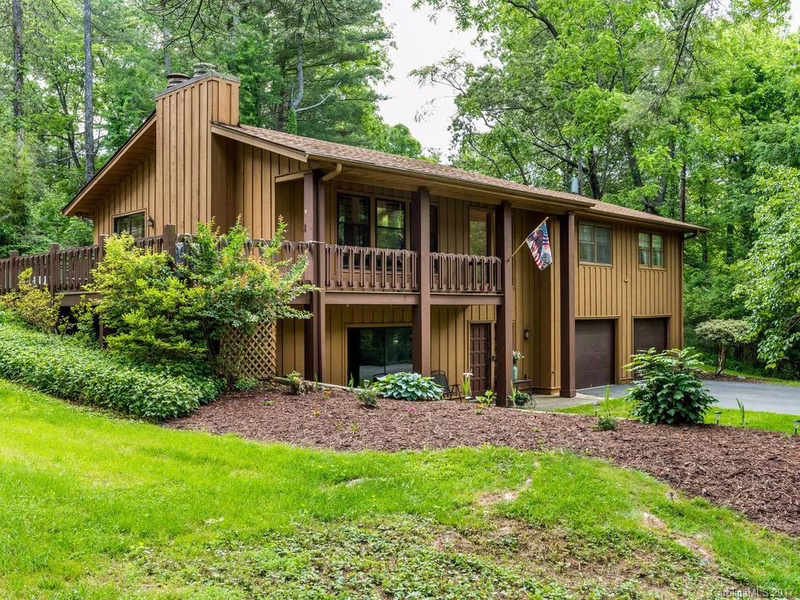 15 Poplar Court