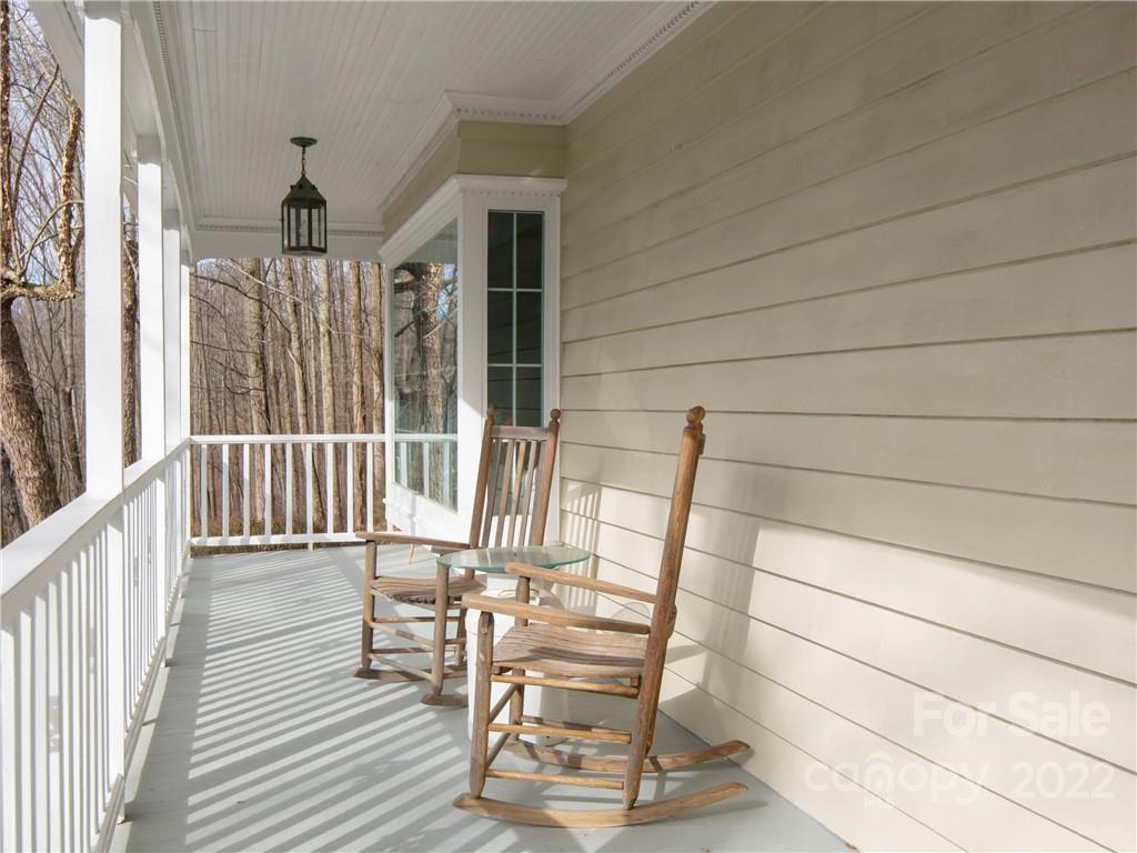 Property image 5 of 27 Breezeway Drive in Sunset Ridge, Asheville, NC 28803