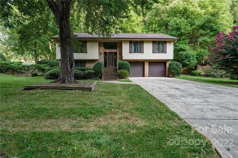 Property image 5 at 1300 Dumbarton Road, Gastonia, NC 28054