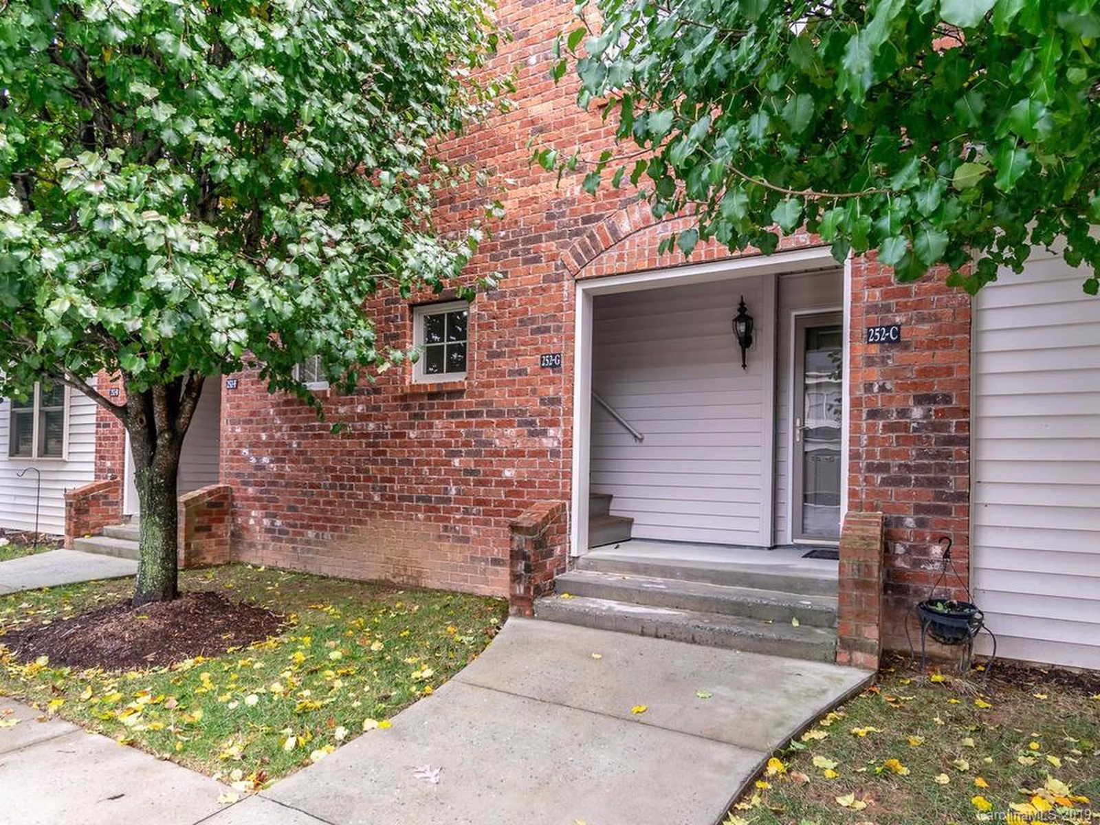 Property image 1 at 252 Wash Creek Drive, Hendersonville, NC 28739