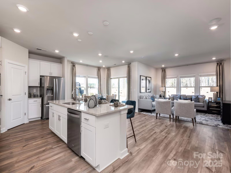 1123 Morehead Drive