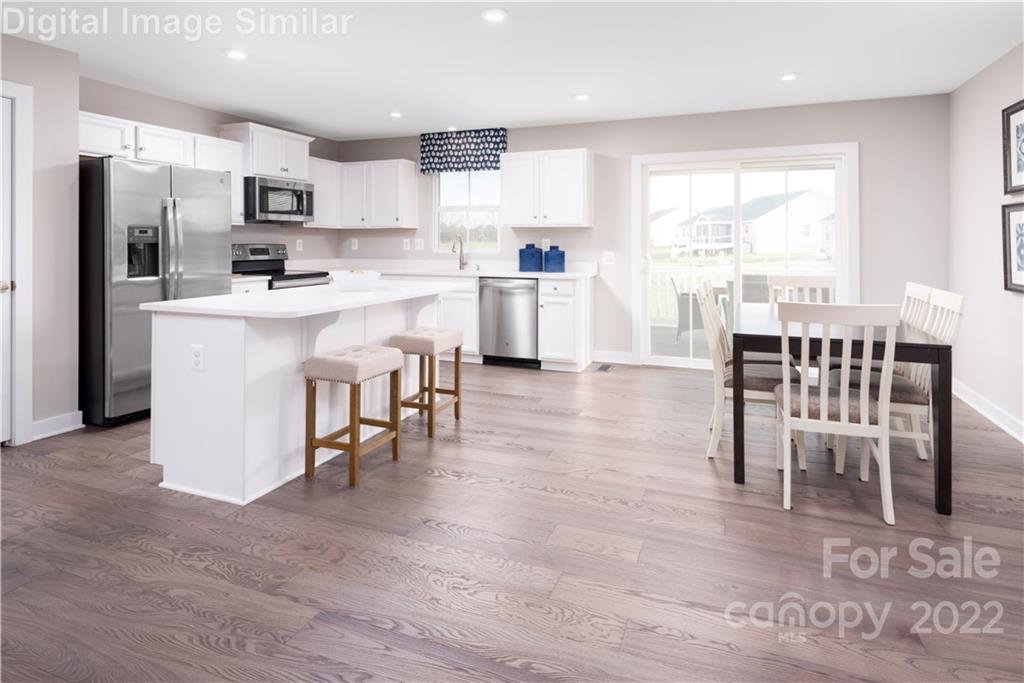 Property image 3 of 2228 Goldwood Drive in Woodgrove, Charlotte, NC 28215