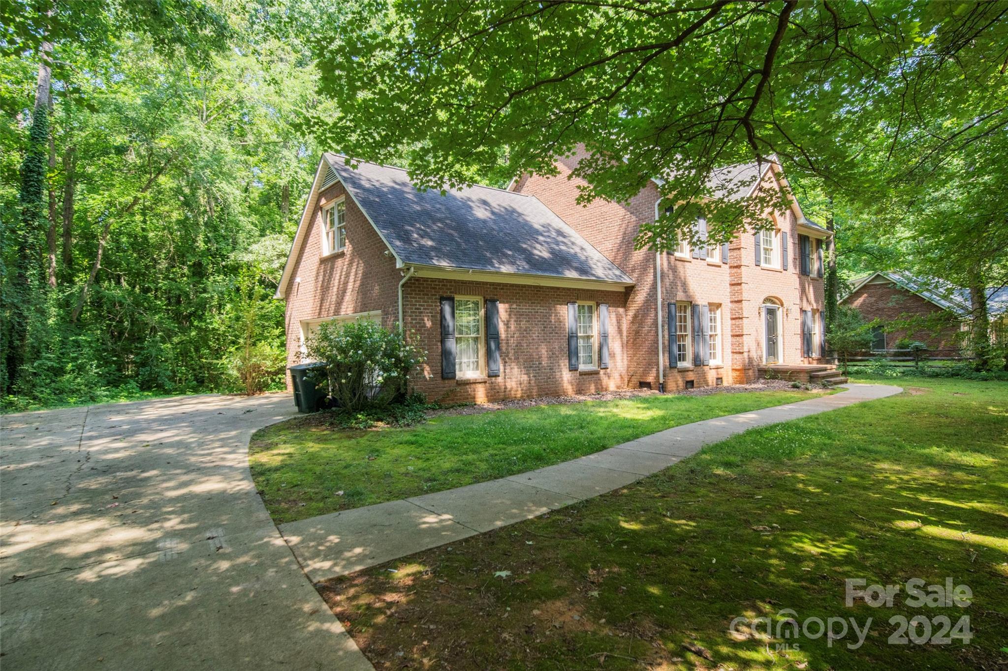 Property image 2 of 517 Idlewood Drive in Country Club Hills, Salisbury, NC 28144