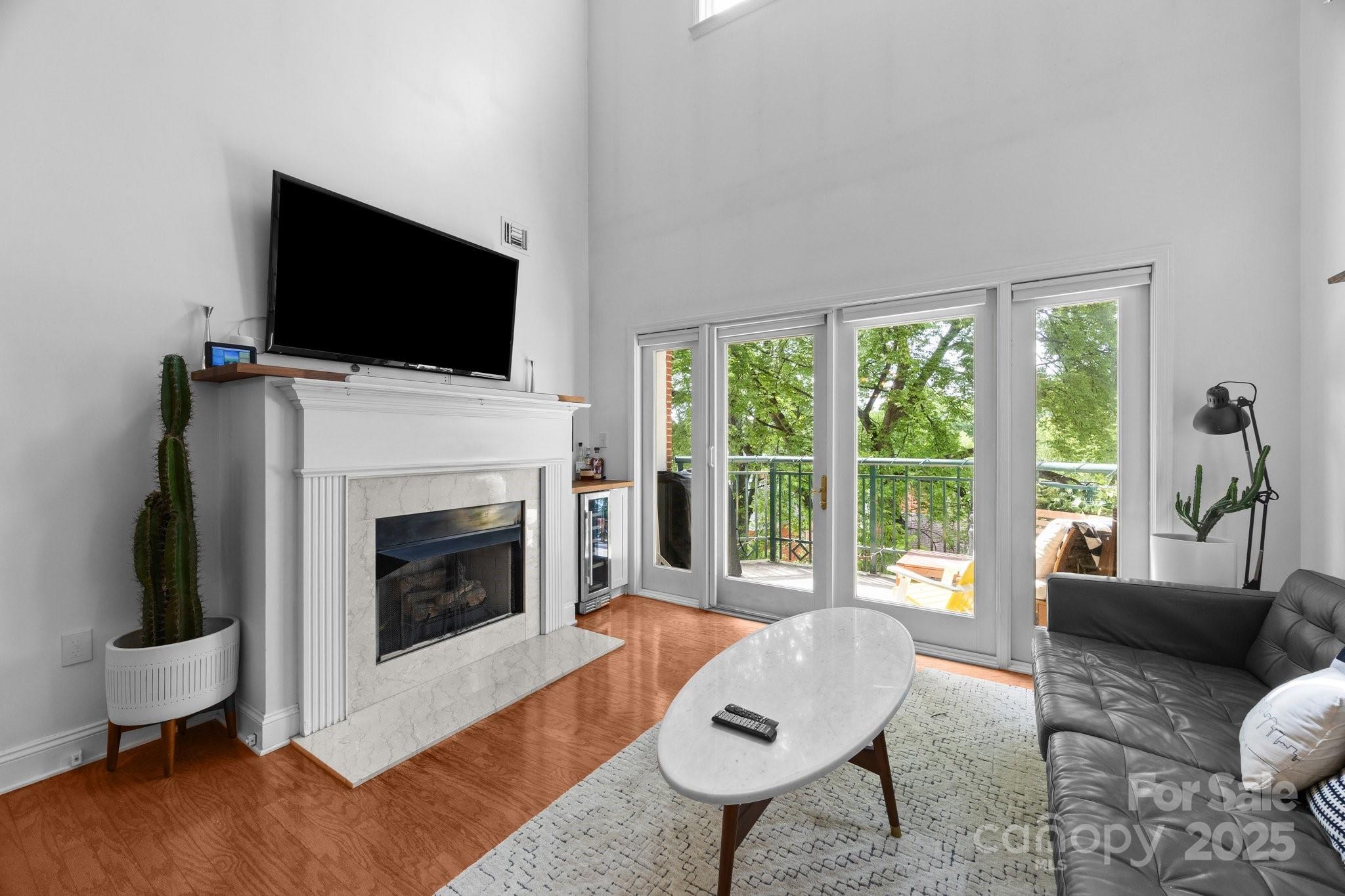 Property image 3 of 415 N Church Street in Jefferson Square, Charlotte, NC 28202