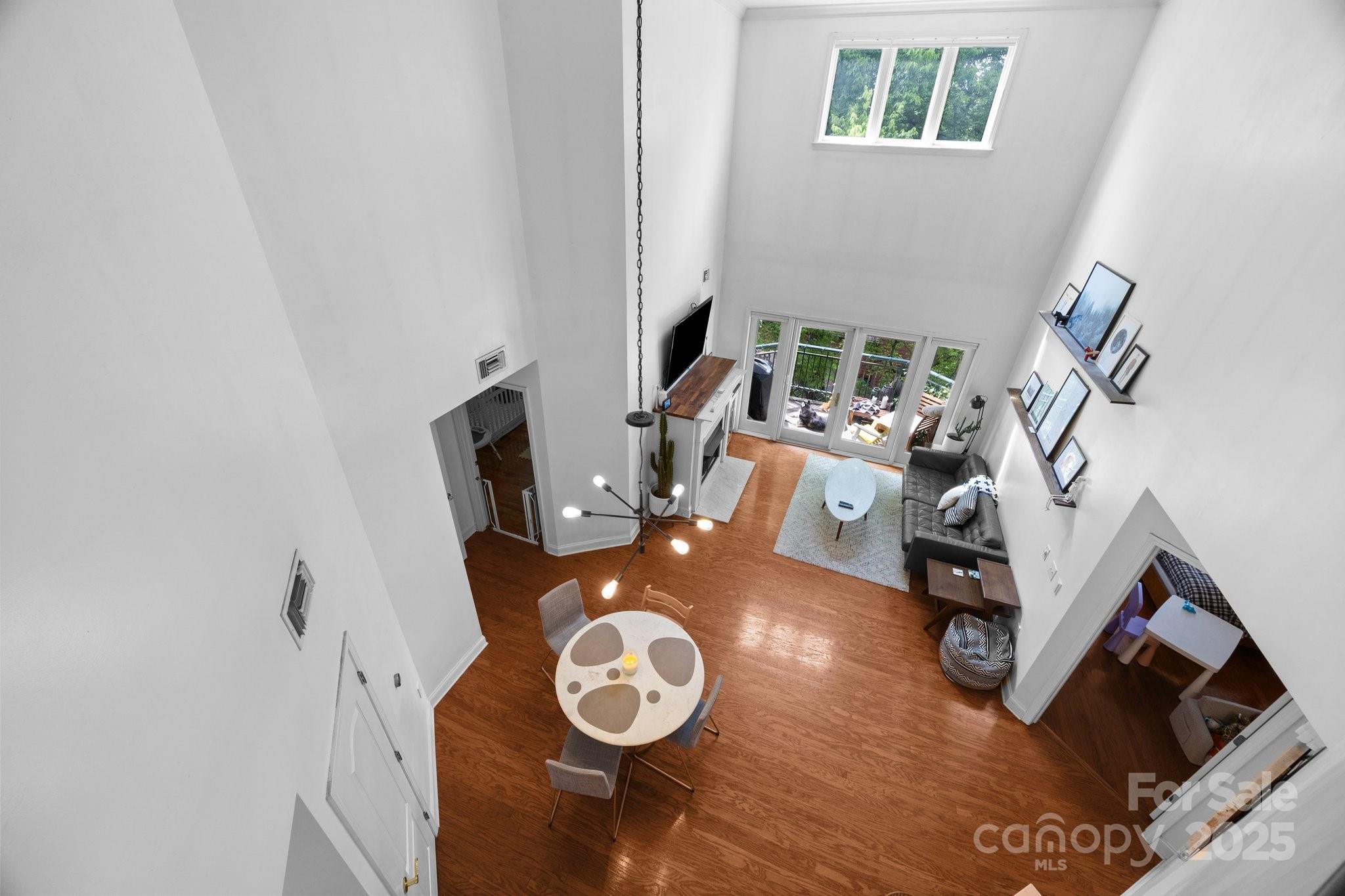 Property image 4 of 415 N Church Street in Jefferson Square, Charlotte, NC 28202