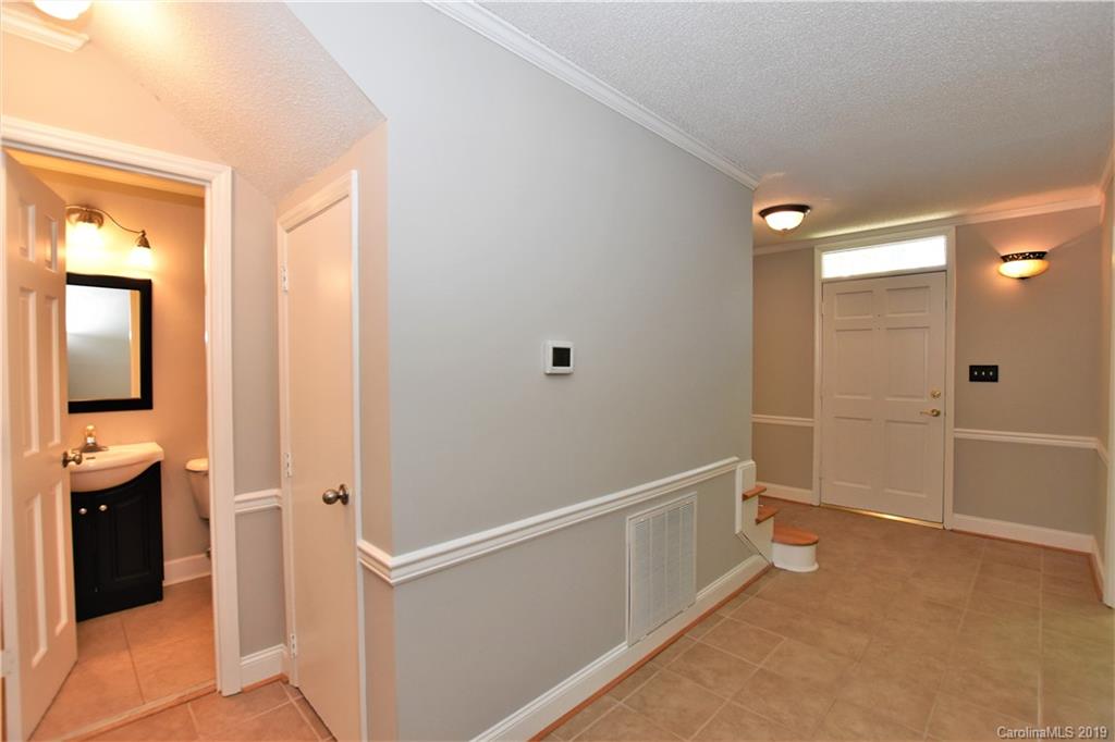 Property image 3 of 2301 Triple Crown Court in Windrow Ii, Matthews, NC 28105