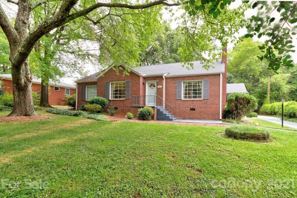 Property image 3 of 1616 Statesville Boulevard in Milford Hills, Salisbury, NC 28144
