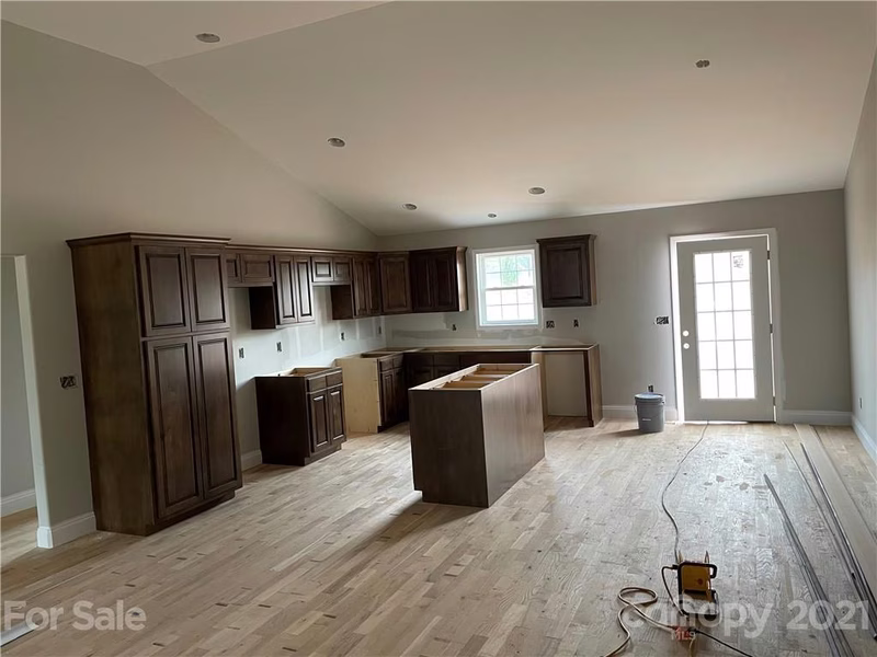 Property image 2 at 201 S 5th Avenue, Maiden, NC 28650