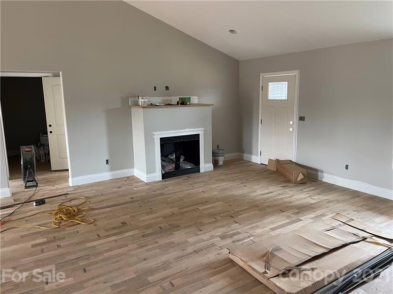 Property image 3 at 201 S 5th Avenue, Maiden, NC 28650