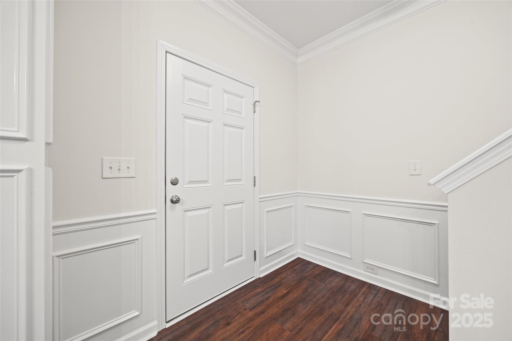 Property image 3 of 3725 Catawba Creek Drive in Catawba Hills, Gastonia, NC 28056