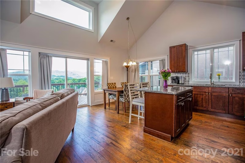 Property image 3 at 112 Chepstow Place, Black Mountain, NC 28711