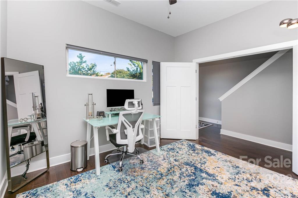 Property image 3 of 440 Southend Crossing Lane in Southpoint, Charlotte, NC 28203