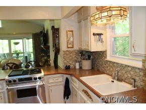 Property image 2 of 100 Floral Drive in Thomas Woods, Pisgah Forest, NC 28768