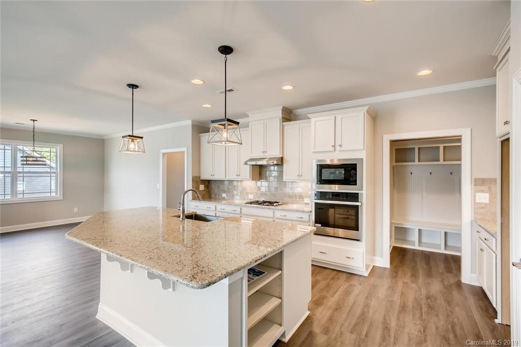 Property image 5 of 1026 Curling Creek Drive in Heritage, Wesley Chapel, NC 28104