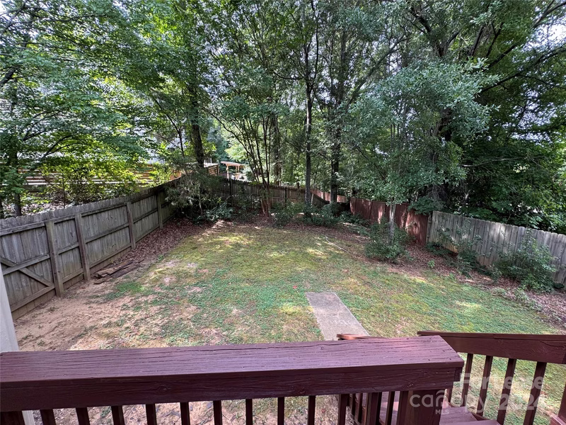 Property image 4 at 500 River Oaks Lane, Charlotte, NC 28226