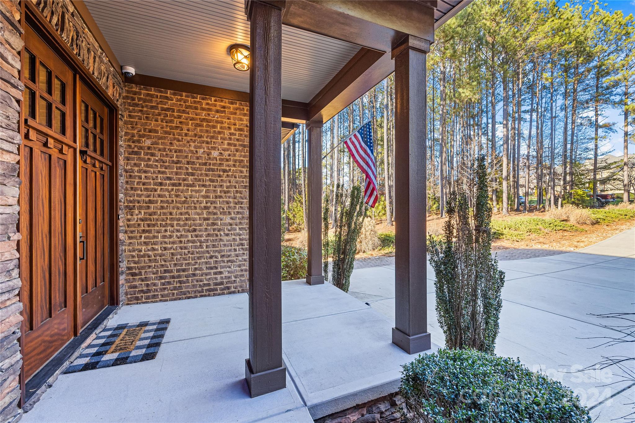 Property image 4 of 162 Blue Ridge Trail in Woodleaf, Mooresville, NC 28117