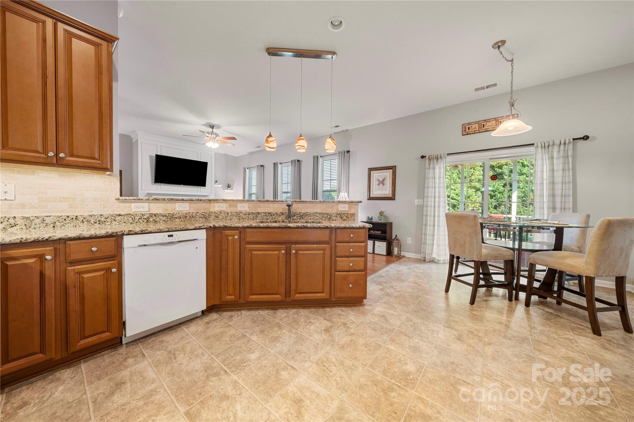 Property image 4 of 2009 Clover Hill Road in Rosemont, Fort Mill, SC 29707
