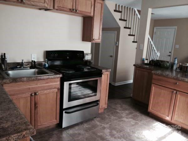 Property image 2 of 4201 Dinglewood Avenue in Howie Acres, Charlotte, NC 28205