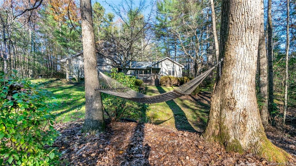 Property image 2 of 128 Camellia Way in Timbercreek, Hendersonville, NC 28739
