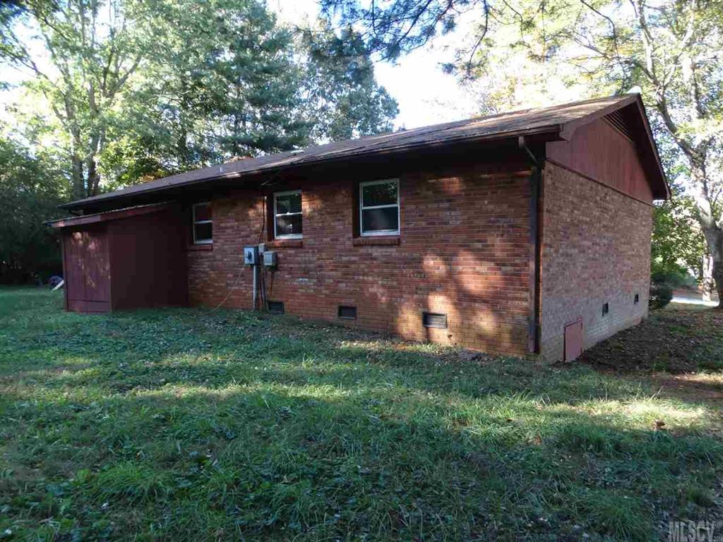Property image 2 of 4661 Bethel Church Road in Jamestowne, Hickory, NC 28602