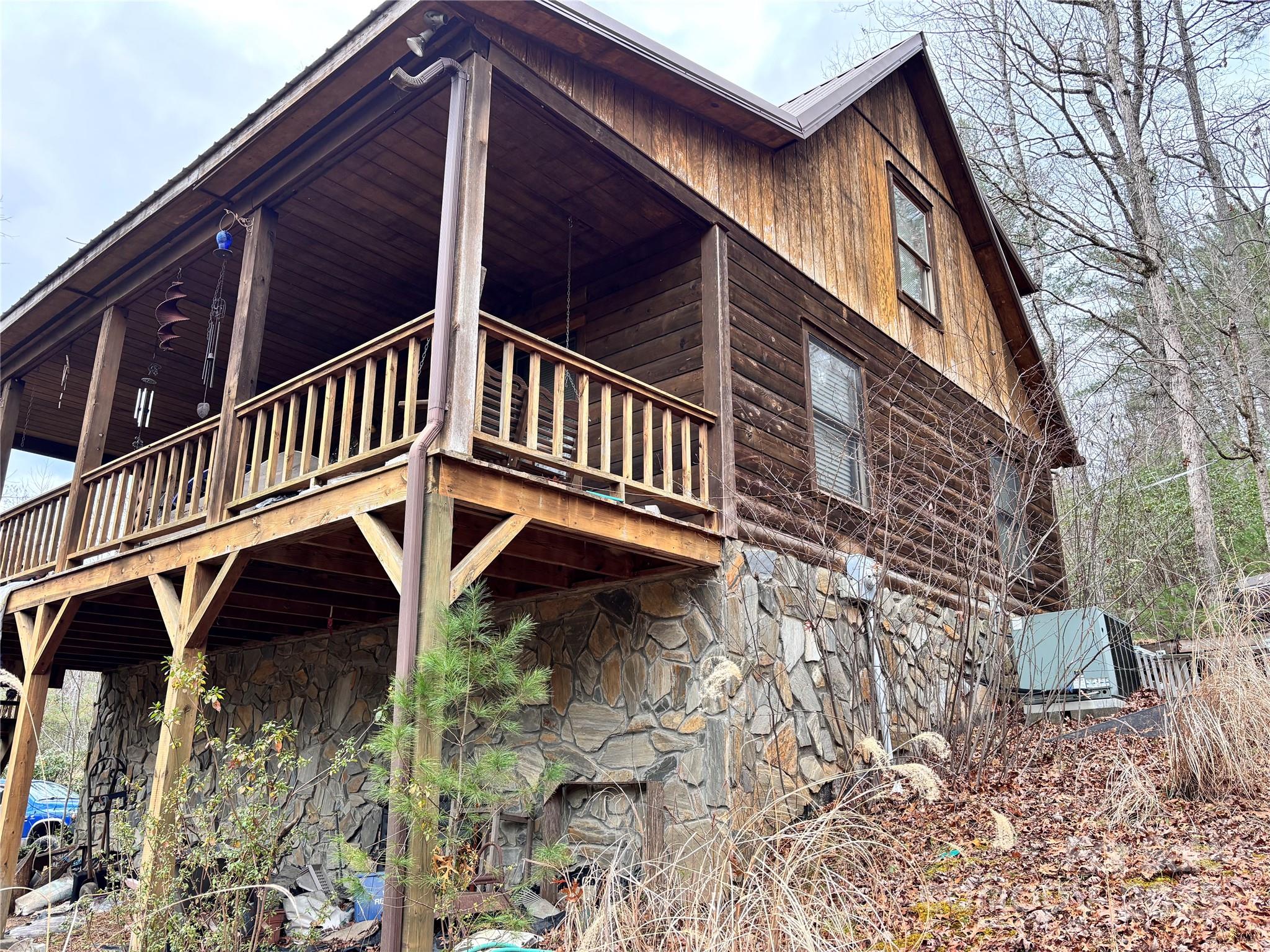 Property image 2 of 1454 Ohennesy Lane in Clover Hill Plantation, Lenoir, NC 28645