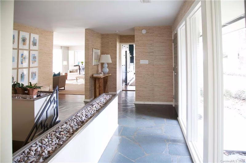 Property image 3 at 2535 Cloister Drive, Charlotte, NC 28211