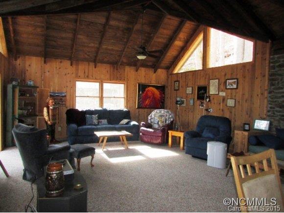 Property image 2 of 182 Mountain Farm Road in Cattail Farms, Burnsville, NC 28714