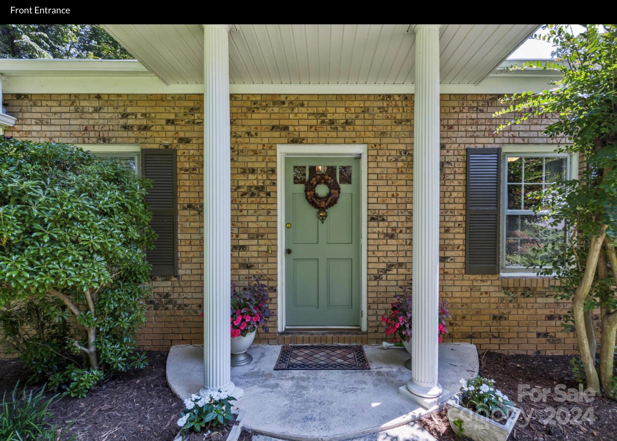 Property image 3 of 1999 Glenheath Drive in Heatherwood, Hendersonville, NC 28791