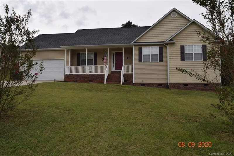 253 Brooks Farm Drive