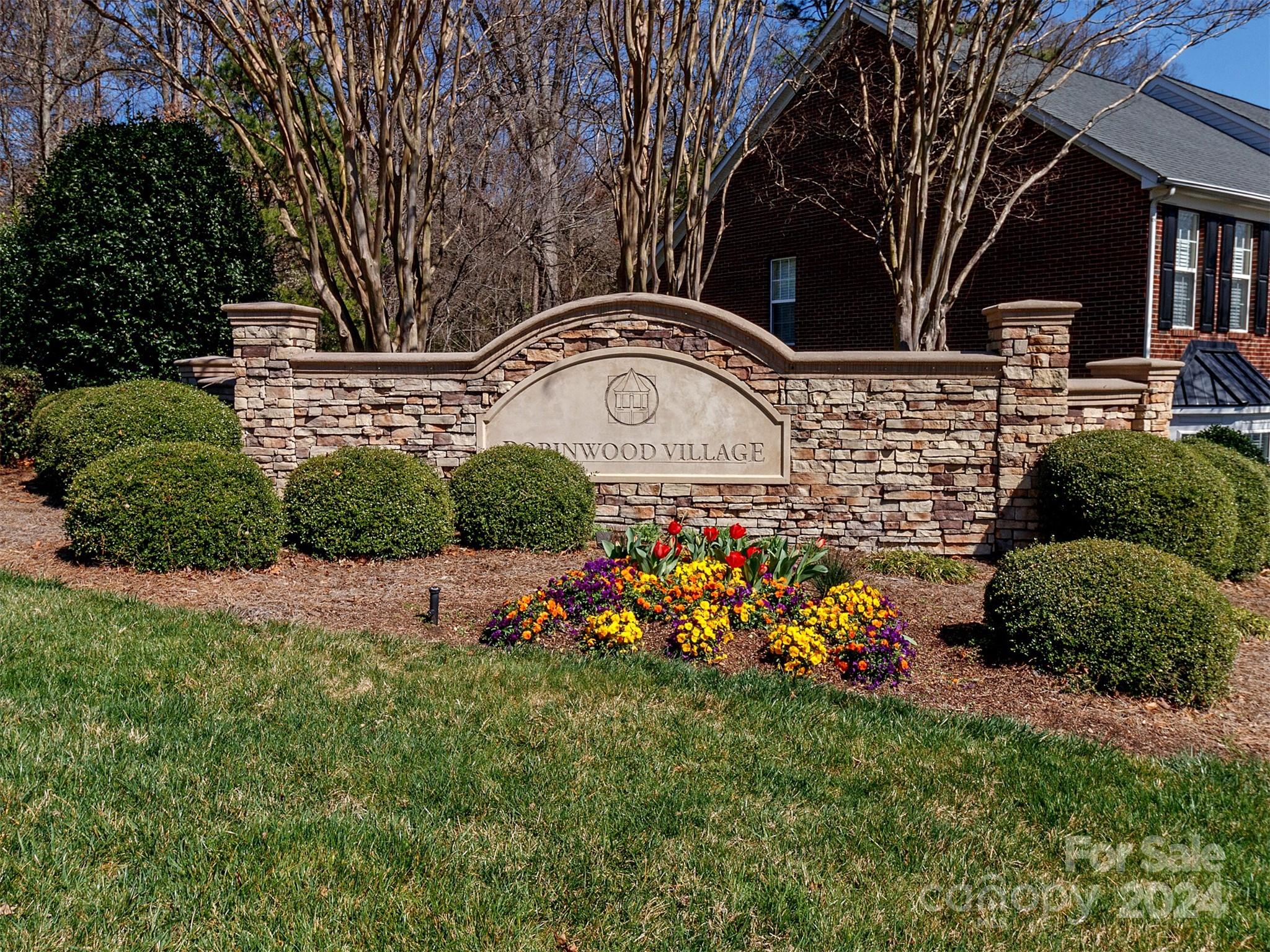 Property image 3 of 1802 Robinwood Village Drive in Robinwood Village, Gastonia, NC 28054