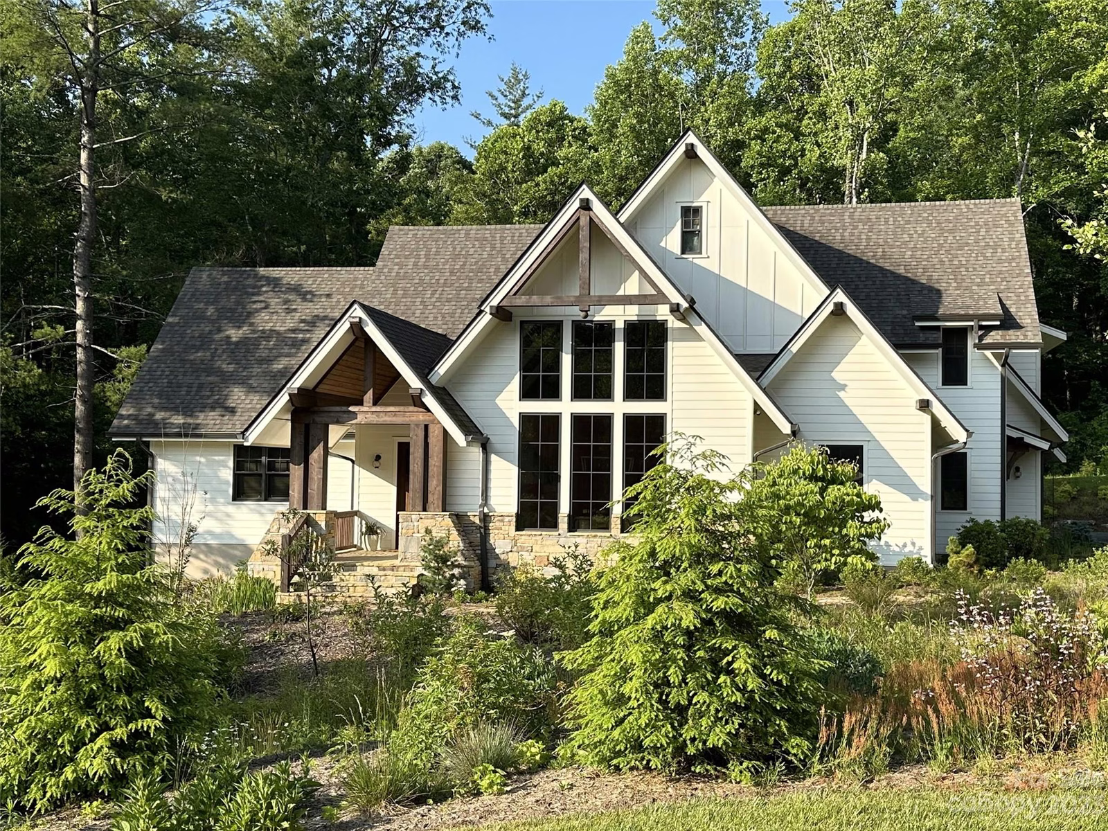 Property image 1 at 450 Barrington Drive, Asheville, NC 28803