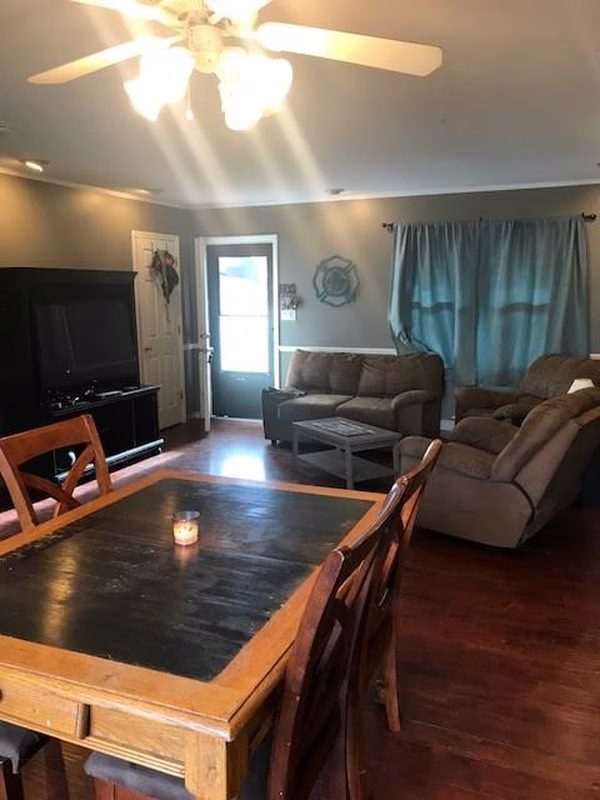 Property image 2 at 1273 Courtney Drive, Hickory, NC 28602