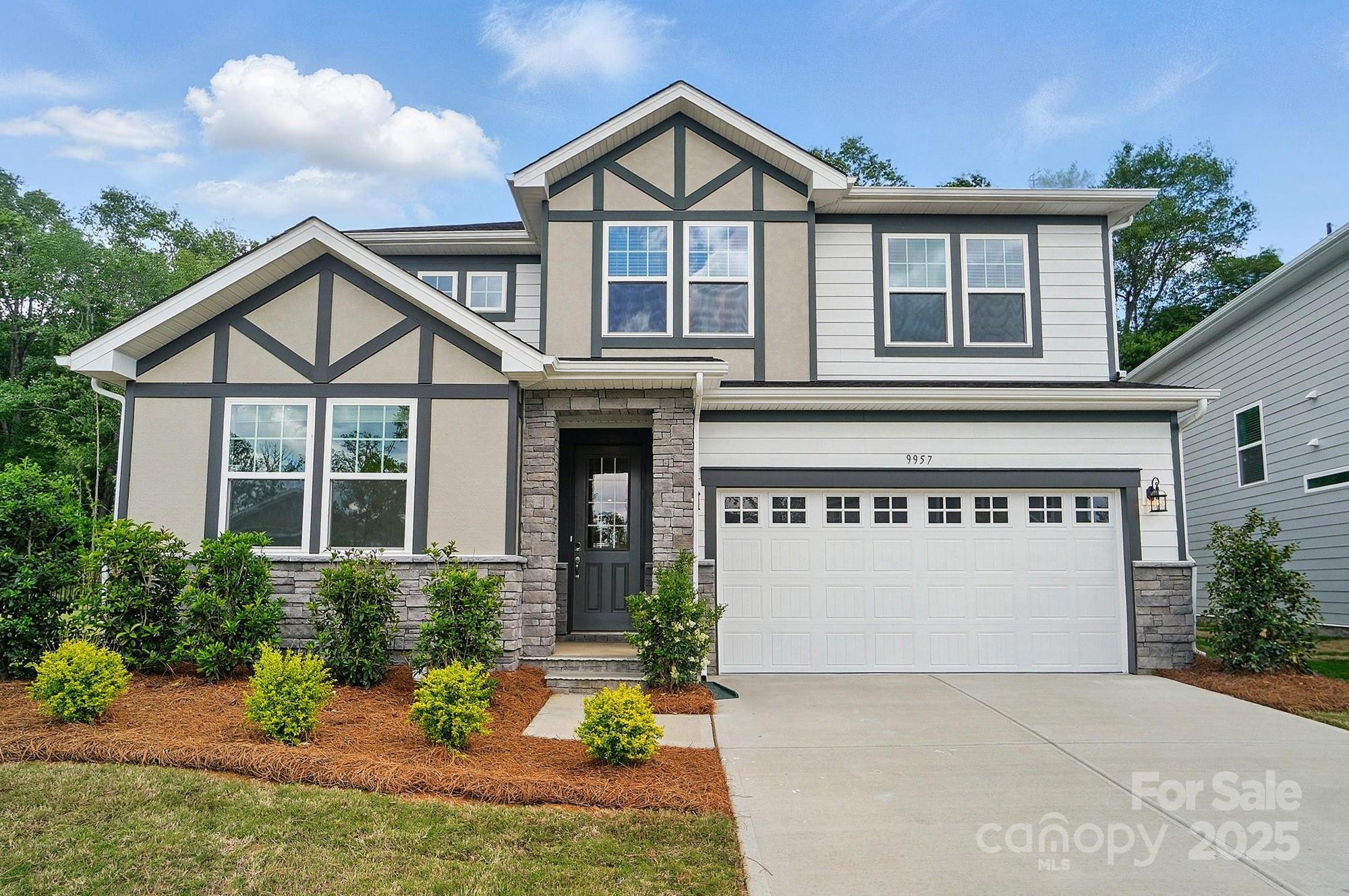 Property image 2 of 9957 Cask Way in Roseshire Chase, Huntersville, NC 28078