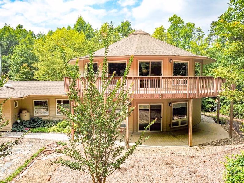 24 Juniper Lane
