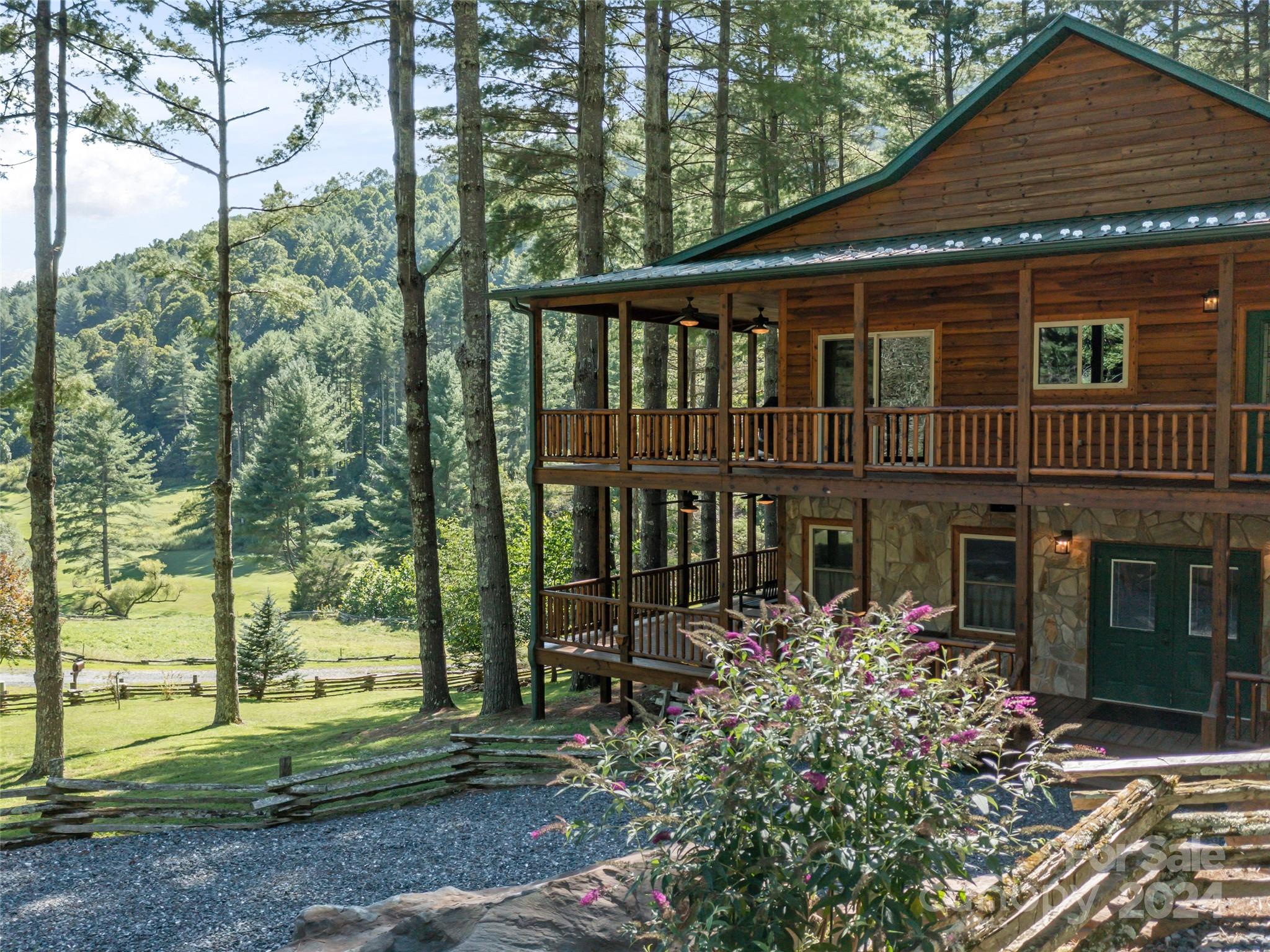 Property image 4 of 210 White Pine Lane in Beech Creek Estates, Bakersville, NC 28705