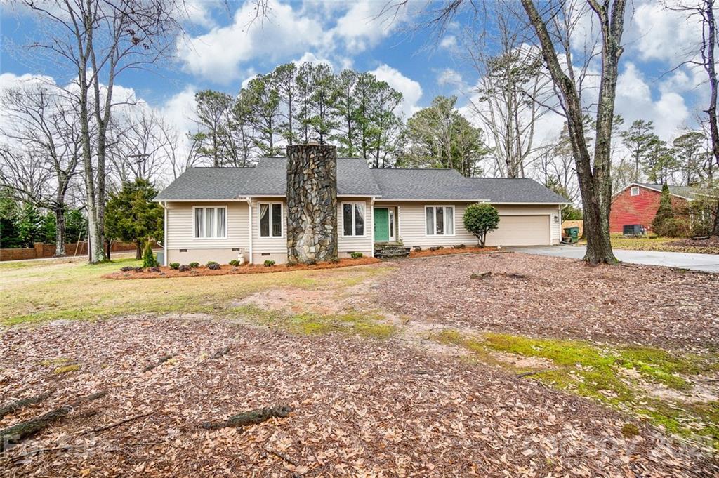Property image 2 of 3001 Southampton Circle in Southampton, Gastonia, NC 28056
