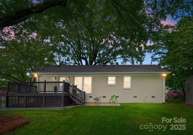 Property image 2 at 1700 Emerywood Drive, Charlotte, NC 28210