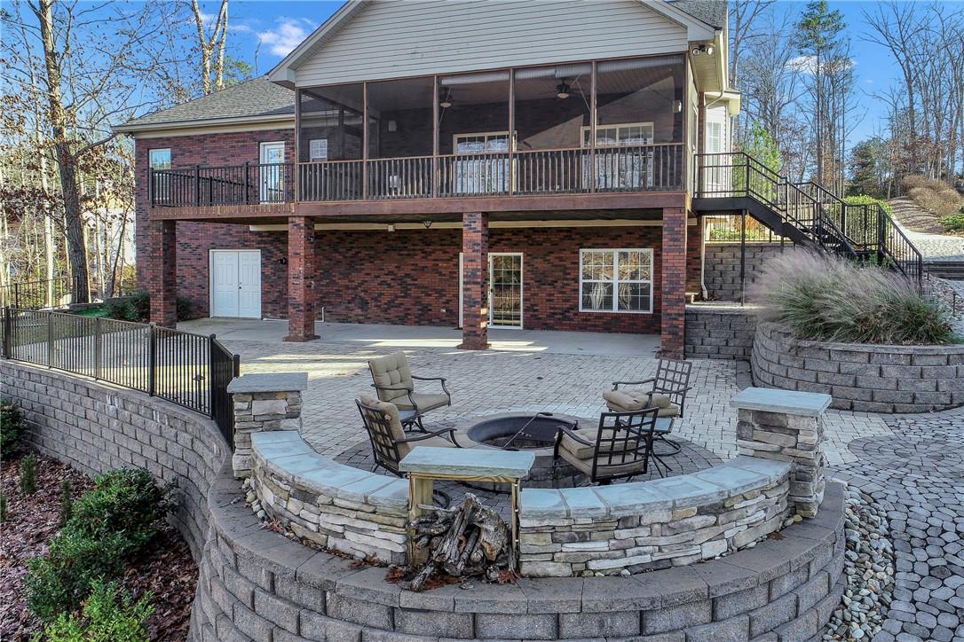Property image 3 of 108 Timber Lake Court in Swift Island Plantation, Mount Gilead, NC 27306