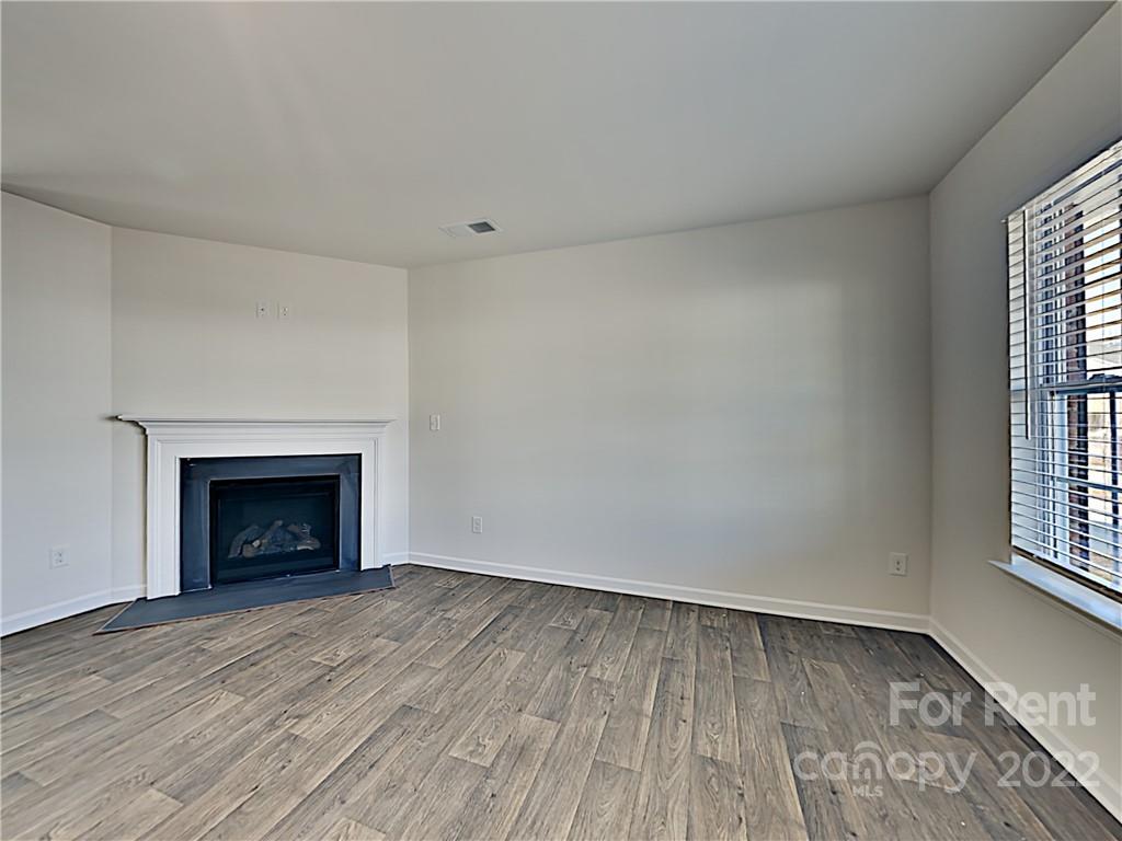 Property image 5 of 2660 Idared Drive in Apple Creek, Dallas, NC 28034