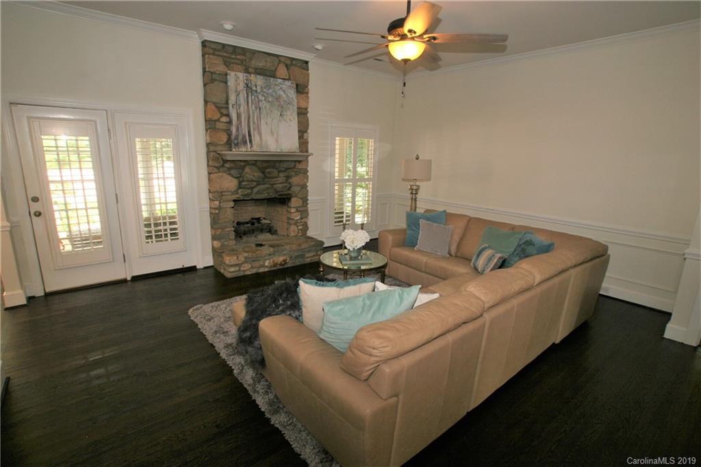 Property image 4 of 16421 Ranger Trail in Green Farm, Huntersville, NC 28078